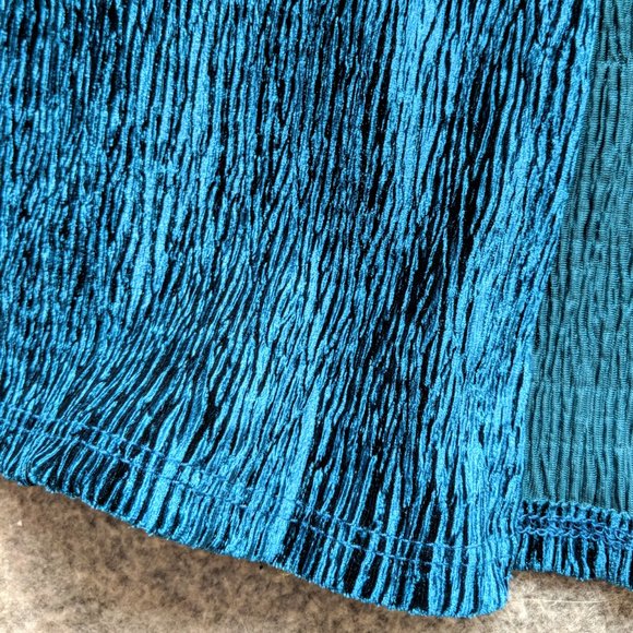 Earthbound Trading Co Teal Velvet Vest Kimono - Picture 5 of 7